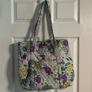 Vera Bradley tote bag